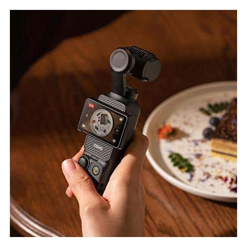DJI Osmo Pocket 3 - Creator Combo (CP.OS.00000302.01 DJI Osmo Pocket 3 - Creator Combo (CP.OS.00000302.01