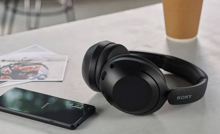 Headphones and smartphone